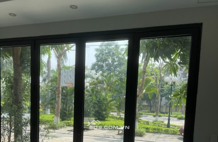 Bán Liền Kề Full Đồ 4,5 tầng  Geleximco Lê Trọng Tấn 90m2 Giá hơn 15 tỷ  .