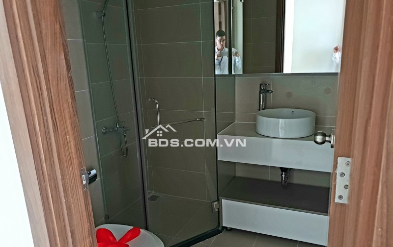 Bán chuyển nhượng căn hộ 1PN 56m2 giá chỉ 4,184tỷ nhà mới giao ngay. Có hỗ trợ vay Ngân hàng ưu đãi lãi suất.