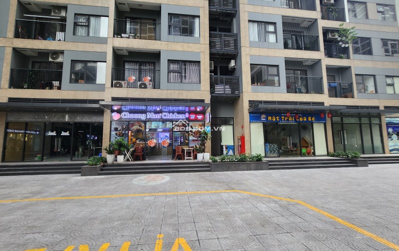 Cho thuê căn shop 63 m2, 45tr/ tháng, mặt nội khu có thể cho thuê ngay