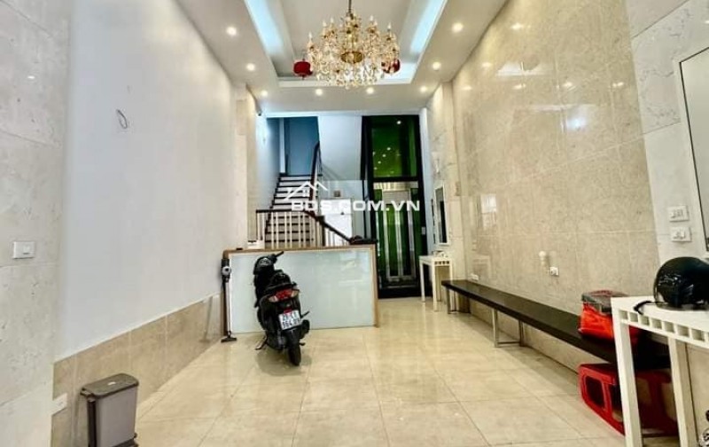 Bán Nhà HOMESTAY Phố Huế, Hai Bà Trưng 68m, 5 tầng, mt 4m, giá 25 tỷ.