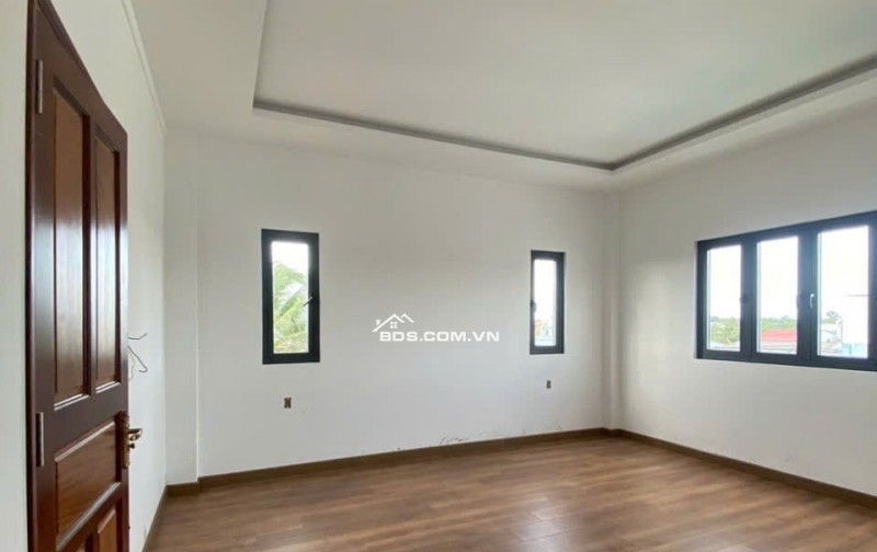 Bán nhà 1 trệt 1 lầu liền kề QL1A,Thân Cửu Nghĩa.Gía 1,7 tỷ