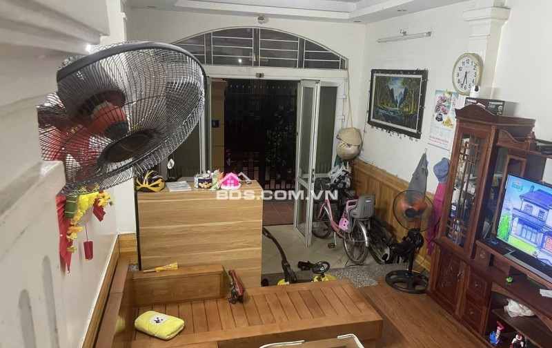 Bán nhà Trần Cung Bắc Từ Liêm - 36m2x5T nhỉnh 5 tỷ