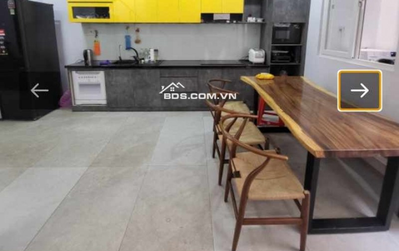 Bán nhà đường Ba Đình 100m2 chỉ nhỉnh 6 tỷ. Liên hệ 0902277579