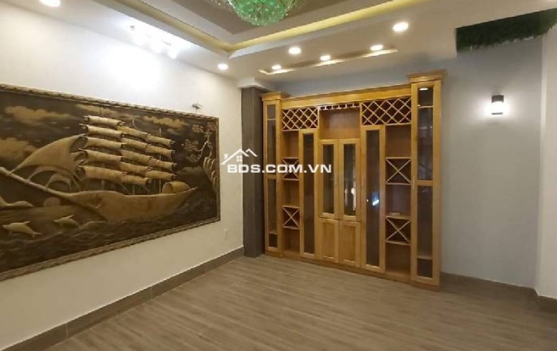 Nhà Mặt Tiền 5 Tầng Siêu Đẹp, ÔTÔ Ngủ nhà, P. 6 Gò Vấp, Full Nội Thất, 54M2. Chỉ 7 Tỷ hơn,.