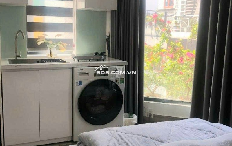 Đắc địa Bình Thạnh Nhà 5 tầng Lô Góc 6 phòng ngủ 6 wc. Dòng tiền hơn 20tr/tháng. Giá chào 14.5 tỉ.