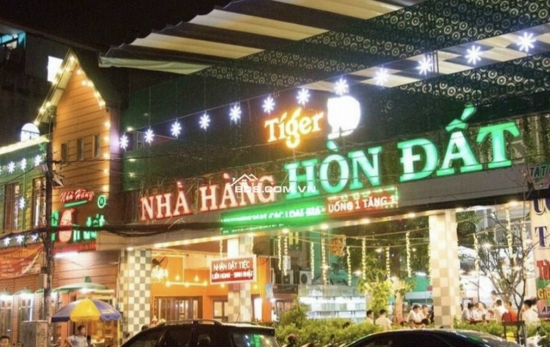 Nhà mặt tiền Tân Sơn Nhì 12x26m, 3 tấm, 480m2 sàn, vị trí vàng!