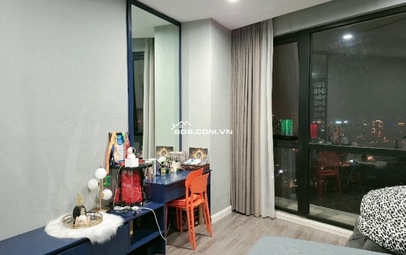 Siêu hiếm, căn hộ chung cư cao cấp Royal City tòa R2 sảnh B, 103m2, 7.5 tỷ