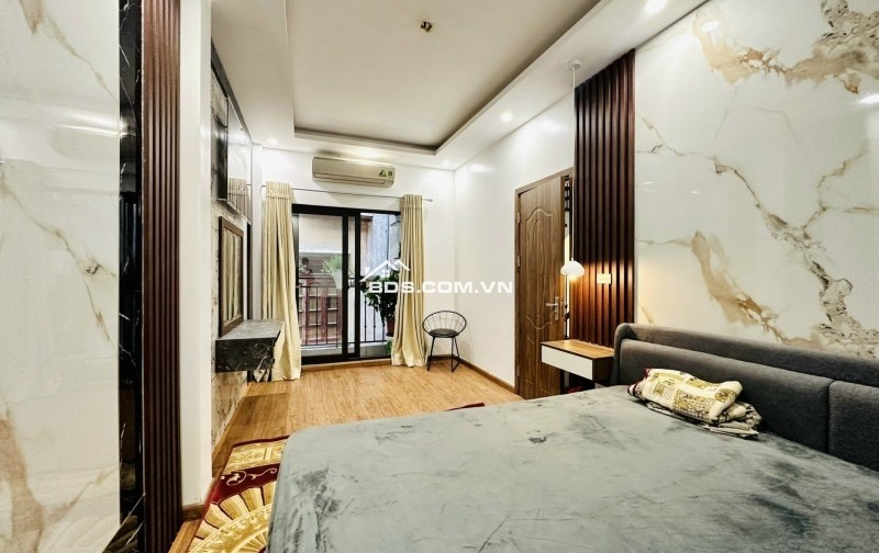 Bán Nhà Trường Chinh, 57m², 5 Tầng, 4.2m Mặt Tiền, Giá 8.5 Tỷ - Thanh Xuân