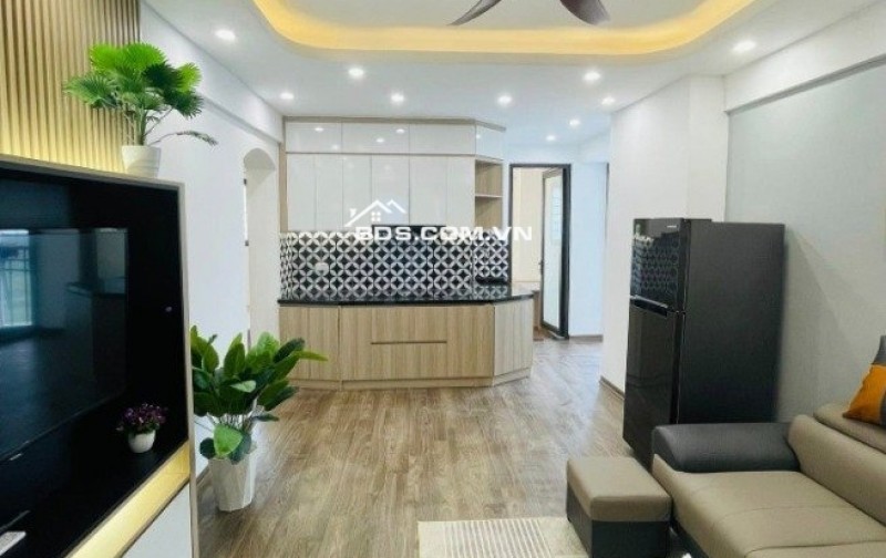 Bán nhà Bồ Đề - 78m2 - 5T - 12,2 tỷ - nhà đẹp, gần phố, ô tô đỗ cửa, thang máy