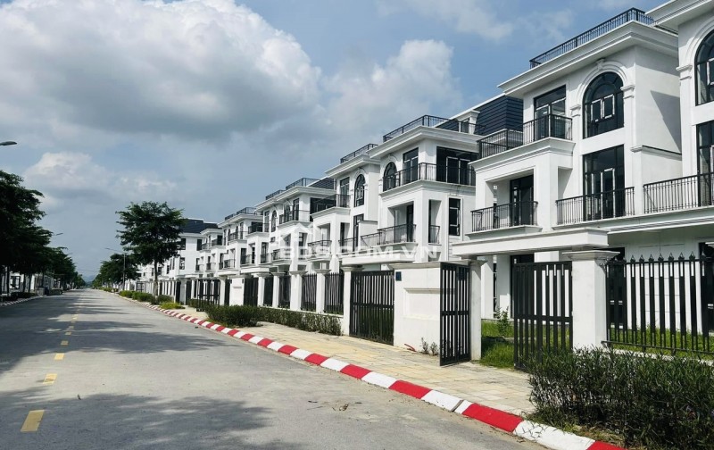 ***HUD MÊ LINH CENTRAL Biệt thự 300m2, giá chỉ 50tr/m2. Đóng tiến độ CĐT.