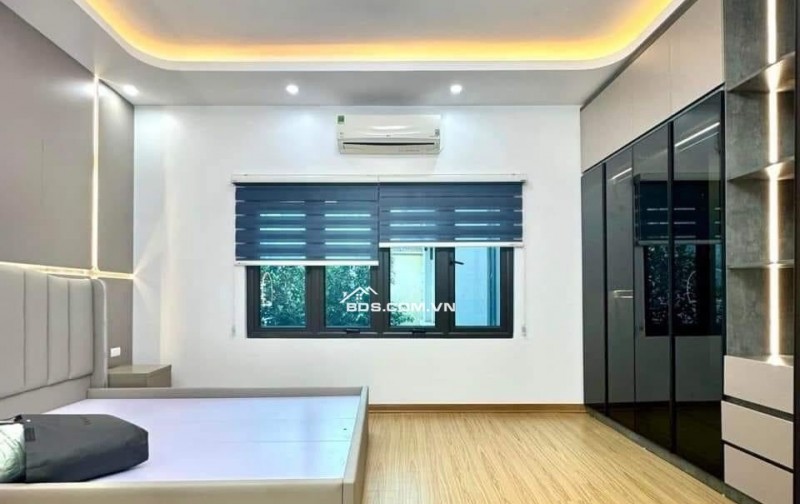 Siêu Phẩm Thanh Xuân 30m2, Một Bước Ra Mặt Phố, Nội Thất Sang Xịn, Sổ Đỏ Hoa Khôi.