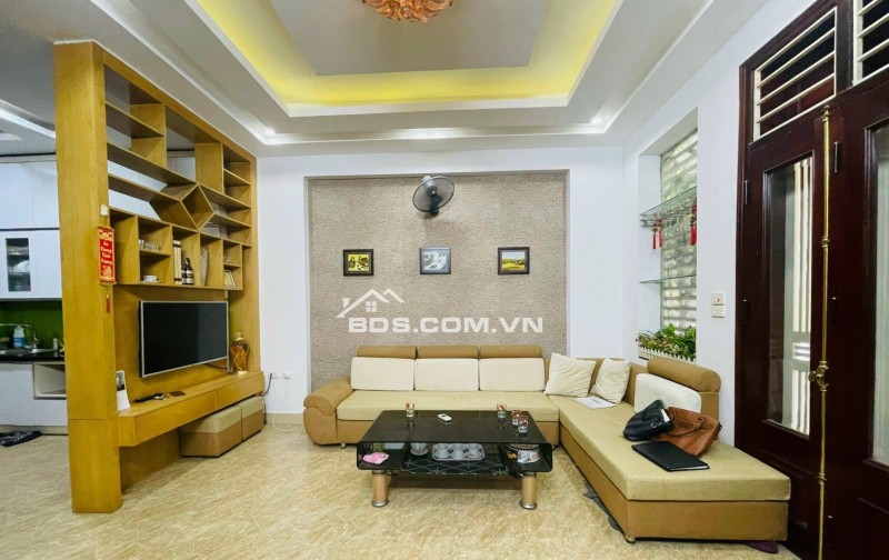 Nhà Đẹp Ở Luôn, Phố Vương Thừa Vũ, Q. Thanh Xuân 48m2 x 5T, Chỉ 6.98 Tỷ, Cực Gần Phố.