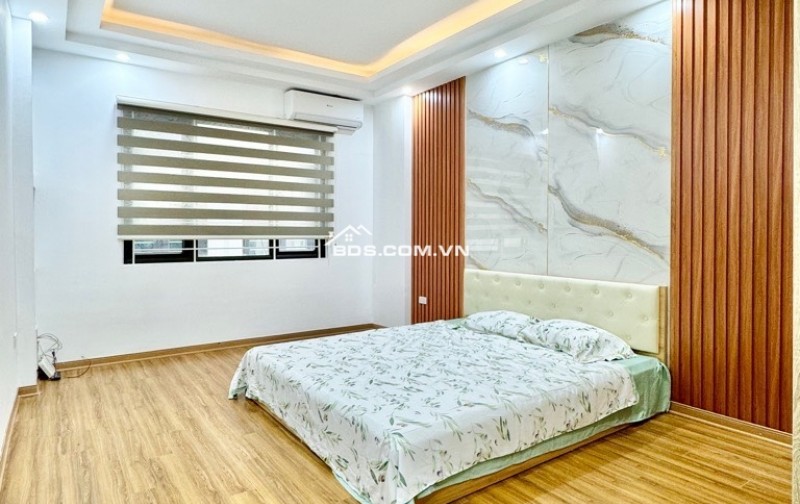 Bán Nhà Lê Trọng Tấn Thanh Xuân 40M2 5 Tầng 3 Phòng Ngủ 5,5 Tỷ, Ô ô Đỗ Cửa