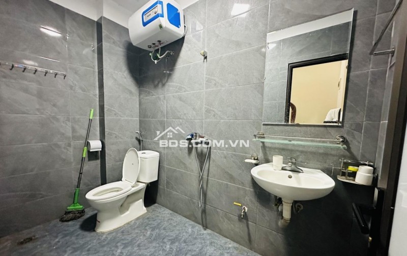 Chuyển nhượng nhà 5 tầng, ở Biên Giang, Hà Đông. Diện tích 38m2