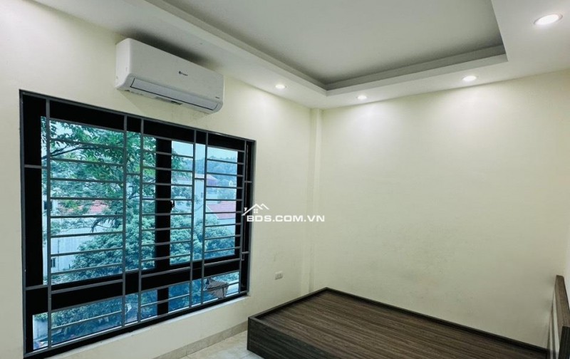 Chuyển nhượng nhà 5 tầng, ở Biên Giang, Hà Đông. Diện tích 38m2