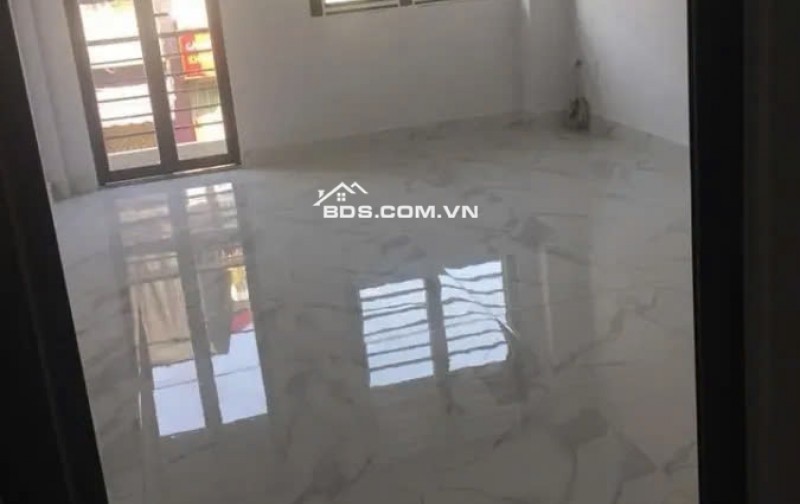 Bán nhà 1/ đường Nguyễn Tiểu La, Quận 10, 27m2, 2 tầng, 3.9 tỷ