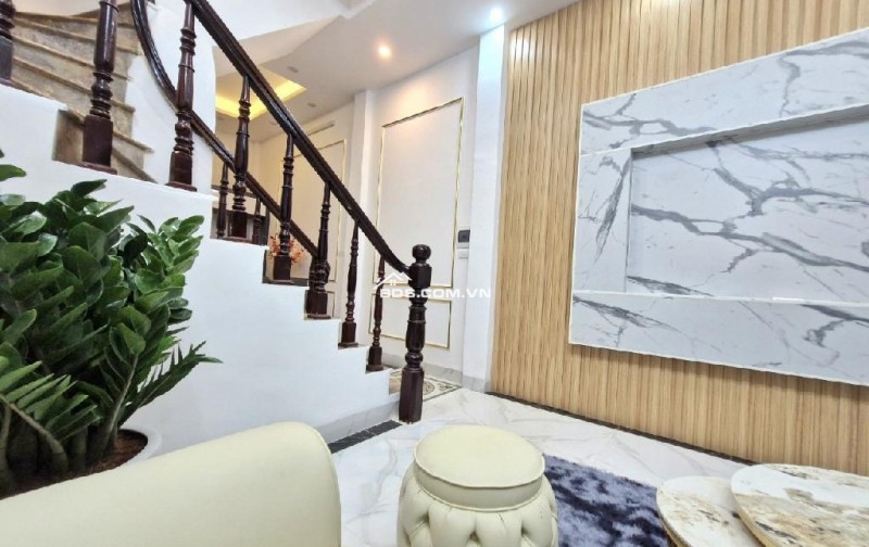 Chú Tuấn Bán Nhà Ở Cầu Giấy - Sang Mỹ Định Cư Cùng Con Zai
Nên Giá Bán Rẻ Giật Mình