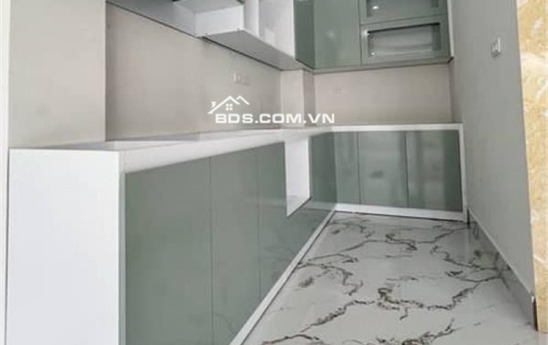 Bán nhà mặt phố gần đường Trường Chinh, Thanh Xuân, Hà Nội. 62m2 xây mới, sổ đỏ chính chủ. Giá chào 12,5 tỷ có thương lượng