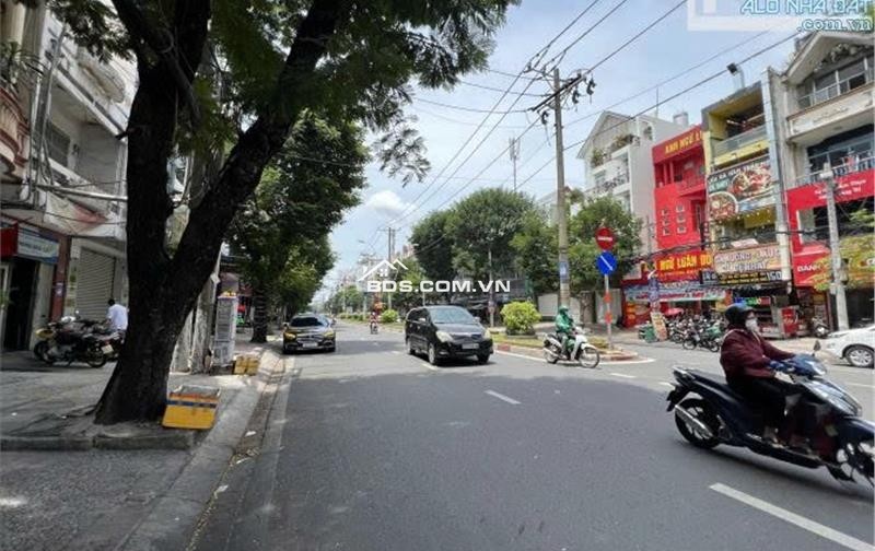 Cho thuê nhà nguyên căn mặt tiền đường Bàu Cát, Phường 14, Tân Bình - Vị trí vàng, giá cực tốt!