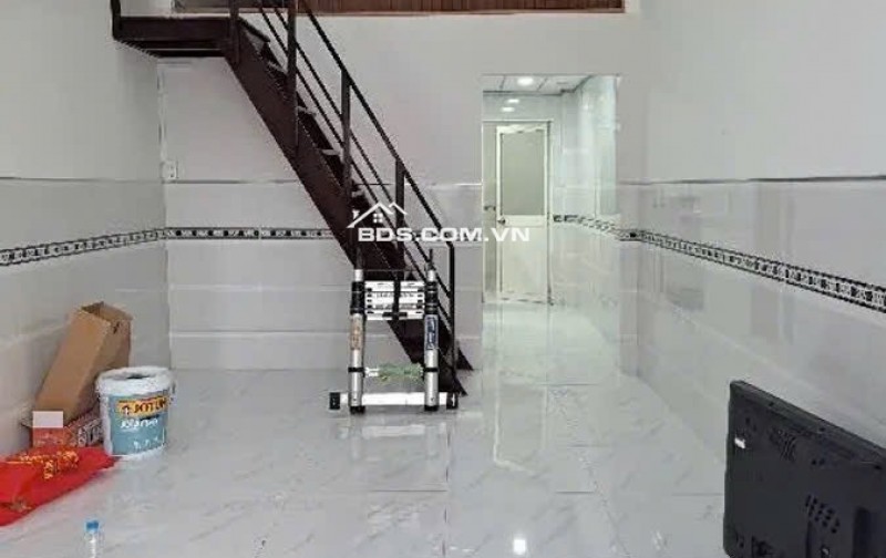 2,88 tỷ -  NHÀ 2 TẦNG CỐNG LỞ  P15 TÂN BÌNH 34m2.