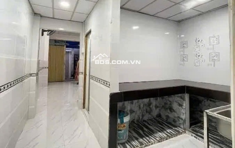 2,88 tỷ -  NHÀ 2 TẦNG CỐNG LỞ  P15 TÂN BÌNH 34m2.