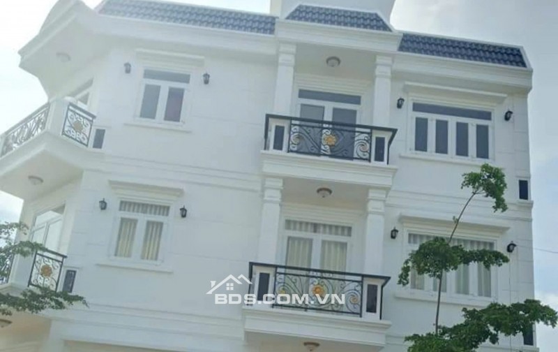 Bán nhà Quận 12 - DT 55,8m2 - 1 trệt 2 lầu - 6,6 tỷ TL. Lh:0903987685.