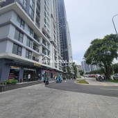 Căn shop dt 63m2 mặt nội khu, giá 45 tr/tháng, có thể vào kd ngay