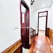 BÁN NHÀ 7.2 TỶ DỊCH VỌNG, CẦU GIẤY – 5 TẦNG 38m2 – LÔ GÓC 2 MẶT THOÁNG