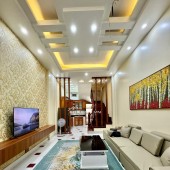 BÁN NHÀ 6.6 TỶ TRẦN BÌNH – 5 TẦNG – LÔ GÓC 3 MẶT THOÁNG 36m2