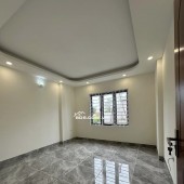 HIẾM CÓ KHÓ TÌM - SỞ HỮU NGAY HỘ KHẨU HÀ ĐÔNG CHỈ TỪ 2.55 TỶ - 5T - Ô TÔ QUA NHÀ
