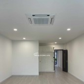 Bán nhà đường Phạm Hùng, đầy đủ nội thất, có hầm , có thang máy, giá 16 tỷ