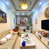 BÁN NHÀ DOÃN KẾ THIỆN_GẦN PHỐ_20M RA ÔTÔ TRÁNH_NHÀ ĐẸP_5 TẦNG FULL NỘI THẤT XỊN TIỀN TỶ