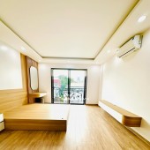 Bán nhà Phố Đội Cấn 57m2 x 7 tầng mới xây, thang máy.