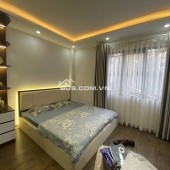 BÁN NHÀ TRUNG KÍNH_LÔ GÓC 3 THOÁNG_NHÀ ĐẸP_FULL NỘI THẤT_GẦN ÔTÔ