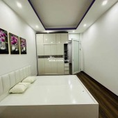 BÁN NHÀ ĐẸP TẶNG NỘI THẤT, TRUNG TÂM Q.LONG BIÊN, 36M2 NHỈNH 4 TỶ