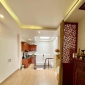 SIÊU PHẨM THANH XUÂN - KINH DOANH SẦM UẤT - Ô TÔ ĐỖ CỬA NGÀY ĐÊM