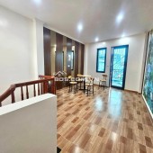 SIÊU PHẨM NHÀ 5 TẦNG ĐỘI CẤN - 30M², 5 TỶ, NGÕ THÔNG, BA GÁC TRÁNH, NỘI THẤT XỊN