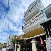 Bán nhà Gỗ Lào hàng xóm Làng Đại Học Thủ Đức 72m2 chỉ 6 tỷ