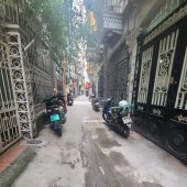 BÁN NHÀ NGÕ 79 PHỐ CẦU GIẤY - CẦU GIẤY 
DIỆN TÍCH: 43 M2 x 5 TẦNG, MẶT TIỀN 3,5 M