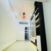 Nhà ngõ 72 phố Tôn Thất Tùng, nhà mới, nở hậu, phù hợp ở + KD, ngõ thông, 24m2, 4 tầng, 4.8tỷ