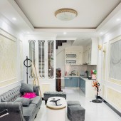 Hoa Hậu Thanh Xuân, Phố Khương Hạ 38m2 x 5T, Giá 4.8 Tỷ, Ô Tô Đỗ Sát Nhà.