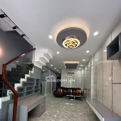 Nhà hẻm VIP 207/... đường 3/2. 4x15m, 3 lầu sân thượng. HDT 35tr - 11,9 tỷ