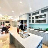 Bán nhà Nguyễn Văn Cừ 98m2 - 4T giá 17,8 tỷ - ô tô tránh, nội thất đẹp như cung điện 5 sao