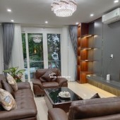 Bán nhà Lâm Du - 82m2 - 4T - 10,8 tỷ - ô tô thông, chờ thang máy, nội thất xịn sò