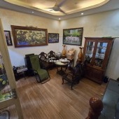 Bán nhà Tứ Liên, gần phố, 41m2, 6 tầng, 6,9 tỷ