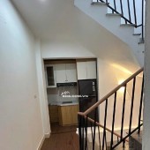 Bán nhà Đội Cấn, 40m2, 2 mặt thoáng, 6.3 tỷ