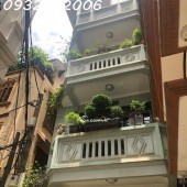 Cần bán nhà mặt ngõ phố Hoa Bằng ô tô tránh, nhà vào ở luôn nội thất đẹp tiện lợi 40m x5 tầng 13 tỉ