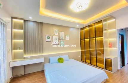 Nhà Đẹp Gần Đường Ô TÔ Vĩnh Tuy, Hai Bà Trưng 55m, 5 tầng, mt 3.8m, giá 11 tỷ.