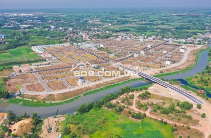 Gấp - Bán lô đất ngộp Mega City Cầu Đò, đường Hùng Vương, 100m2 giá 9xx triệu