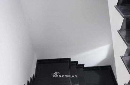 Cho thuê nhà 6B Intresco, nội thất đầy đủ, giá 20 triệu/ tháng